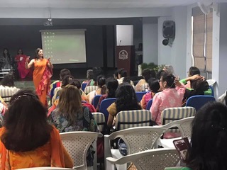 Peyush bhatia- Powerful session for ladies of Mahila Mangal